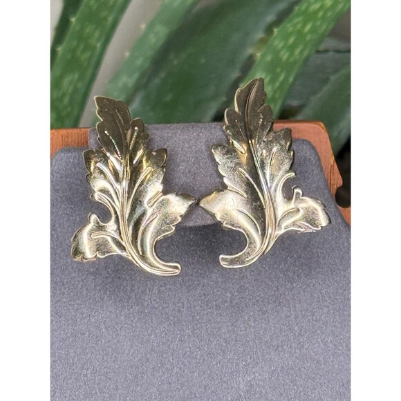 Marino Jewelry - Vintage Gold Leaf Clip Earrings Acanthus Signed Marino Mid Century